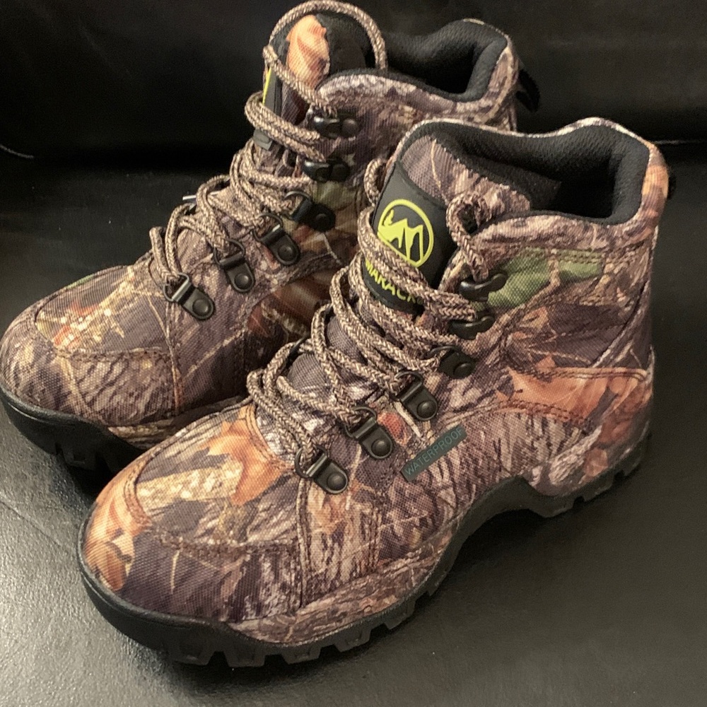 Tamarack hunting boots